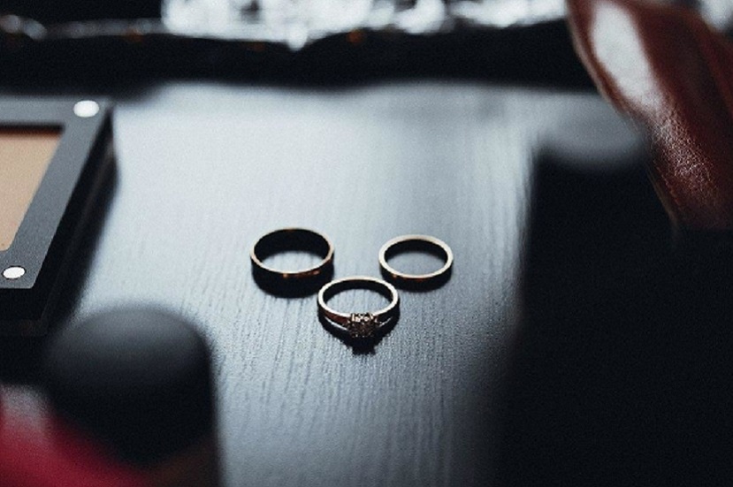 Как продать кольцо в Минске: обратиться в скупку золота или сдать в ломбард?